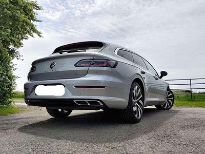 Second-hand VW Arteon R-line 156 CP (114 kW) 2023 Gri Break