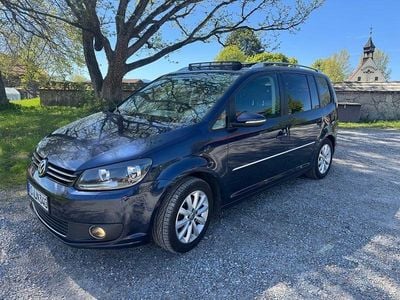 Gebraucht VW Touran Highline 177 PS (130 kW) 2014 Blau Van / Kleinbus