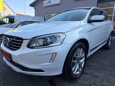 Weiß Gebraucht 2016 Volvo XC60 Summum SUV | 22.950 € (Teuer)