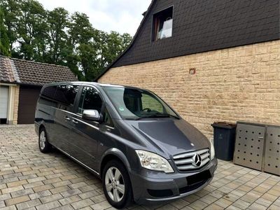 Mercedes Viano