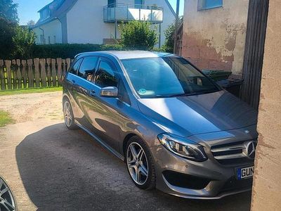 Mercedes B220