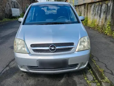 Gebraucht Opel Meriva 101 PS (74 kW) 2004 Silber Van / Kleinbus