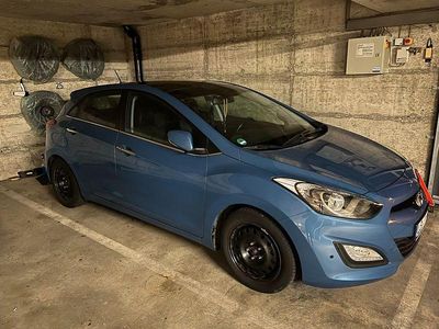 Blau Gebraucht 2014 Hyundai i30 Classic Limousine | 9.099 € (Fairer Preis)