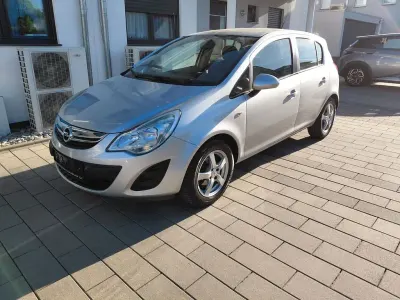 Gebraucht Opel Corsa Selection 75 PS (55 kW) 2013 Grau Kleinwagen