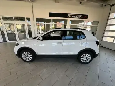 Gebraucht VW T-Cross Life 110 PS (80 kW) 2021 Weiß SUV