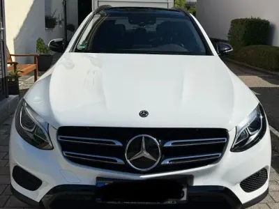 Gebraucht Mercedes GLC250 AMG 211 PS (155 kW) 2019 Weiß SUV