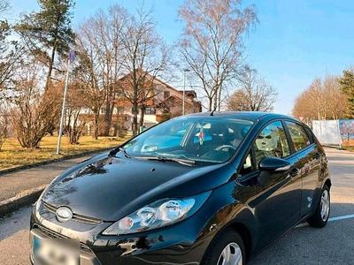 Gebraucht Ford Fiesta 82 PS (60 kW) 2012 Schwarz Kleinwagen