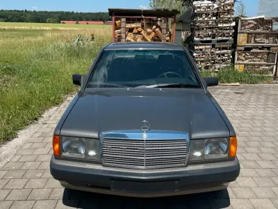 Gebraucht Mercedes 190 136 PS (100 kW) 1989 Limousine