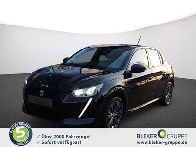 Usata Peugeot e-208 Allure 100 kW (136 CV) 2021 Nero Utilitaria
