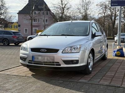Gebraucht Ford Focus Ambiente 101 PS (74 kW) 2007 Silber Kombi