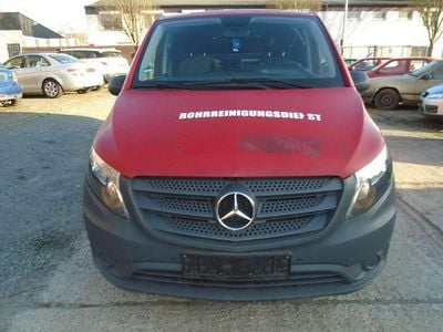 Gebraucht Mercedes Vito 136 PS (100 kW) 2016 Jupiterrot Van