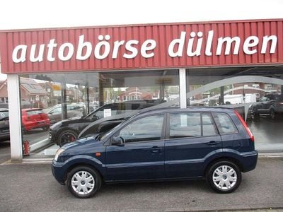 Begagnad Ford Fusion Trend 101 HK (74 kW) 2011 Blå Halvkombi