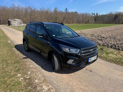 Gebraucht Ford Kuga ST-Line 180 PS (132 kW) 2017 Schwarz SUV