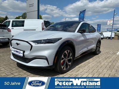 Weiss Gebraucht 2024 Ford Mustang Mach-E Premium SUV | 45.990 € (Teuer)