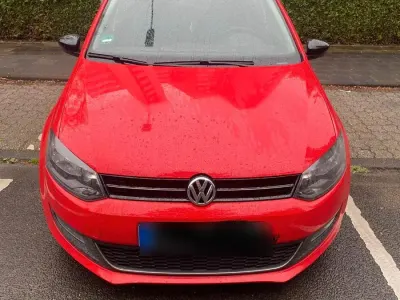 Gebraucht VW Polo 90 PS (66 kW) 2011 Rot Kleinwagen