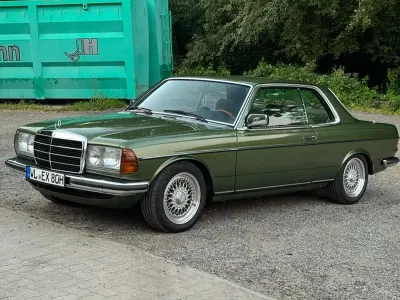 Gebraucht Mercedes 230 136 PS (100 kW) 1980 Coupé