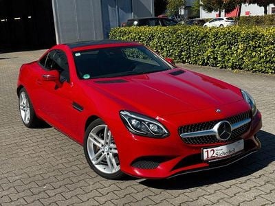 Usado Mercedes SLC300 245 HP (180 kW) 2016 Vermelho Cabrios