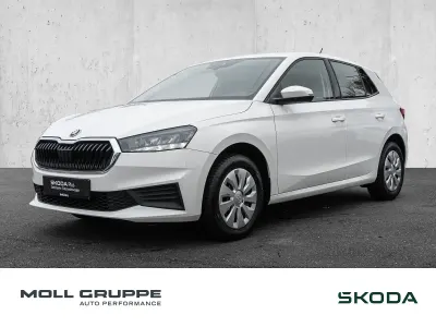 Gebraucht Skoda Fabia Active 80 PS (58 kW) 2023 Candyweiß Kleinwagen