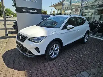 Gebraucht Seat Arona FR 110 PS (80 kW) 2023 Candy weiß SUV
