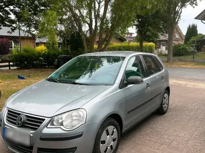 Gebraucht VW Polo 69 PS (50 kW) 2007 Silber Kleinwagen