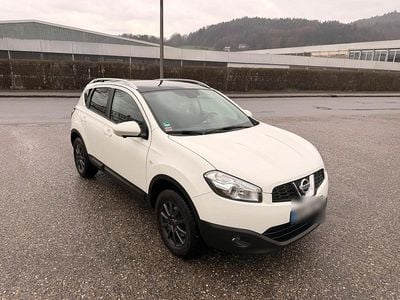 Gebraucht Nissan Qashqai I-Way 141 PS (103 kW) 2012 Weiß SUV