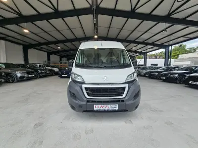 Gebraucht Peugeot Boxer 131 PS (96 kW) 2017 Weiß Van
