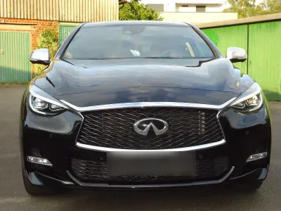 Gebraucht Infiniti Q30 156 PS (114 kW) 2017 Schwarz Kombi