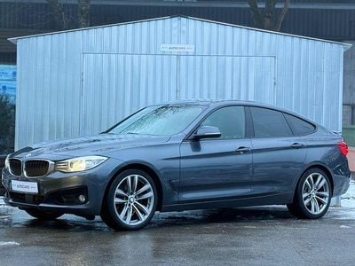 Usata BMW 330 Sport Line 258 CV (189 kW) 2016 Grigio SUV