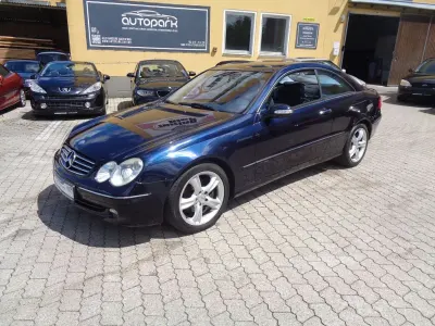 Gebraucht Mercedes CLK240 Avantgarde 170 PS (125 kW) 2003 Blau Coupé