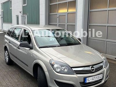 Gebraucht Opel Astra Selection 90 PS (66 kW) 2010 Gold Kombi