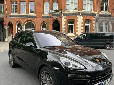 Gebraucht Porsche Cayenne S 405 PS (297 kW) 2010 Schwarz SUV