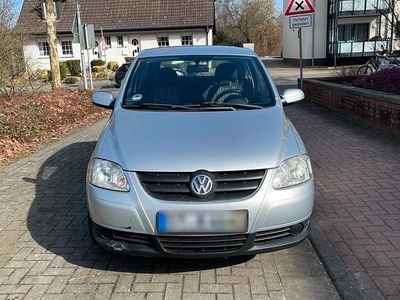 Gebraucht VW Fox 55 PS (40 kW) 2005 Silber Kleinwagen