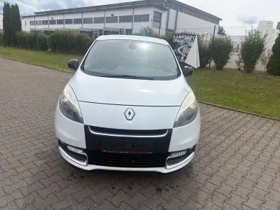Gebraucht Renault Scenic E-Tech Bose Edition 131 PS (96 kW) 2012 Weiß Kombi