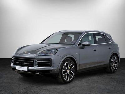 Gebraucht Porsche Cayenne 470 PS (345 kW) 2025 Grau SUV