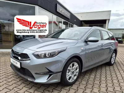 Neu Kia Ceed Sportswagon Comfort 140 PS (102 kW) 2025 (css) lunarsilber met. Kombi