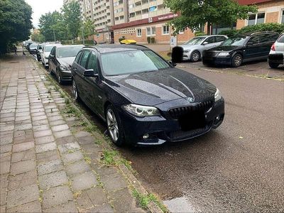 Gebraucht BMW 525 M Sport 218 PS (160 kW) 2016 Blau Kombi
