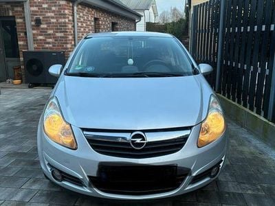 Używany Opel Corsa Selection 87 KM (63 kW) 2010 Szary Hatchback