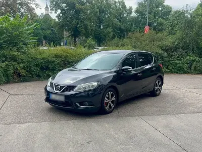 Gebraucht Nissan Pulsar 110 PS (80 kW) 2015 Schwarz Kleinwagen