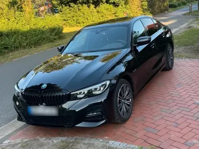 Gebraucht BMW 330e Shadowline 292 PS (214 kW) 2022 Schwarz Limousine