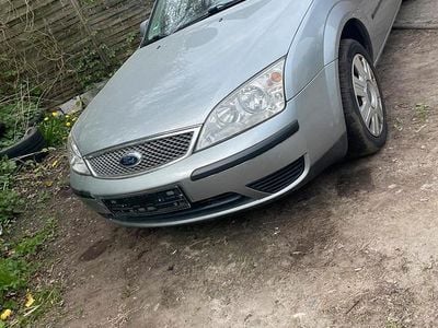Gebraucht Ford Mondeo 116 PS (85 kW) 2004 Limousine