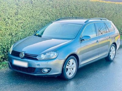 Gebraucht VW Golf VI Comfortline 122 PS (89 kW) 2010 Grau Kleinwagen