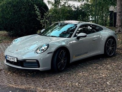 Porsche 911 Carrera