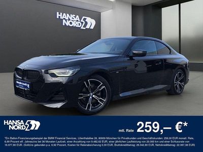 Schwarz / saphirschwarz (metallic) Gebraucht 2022 BMW 220 Sport Line Coupé | 31.550 €