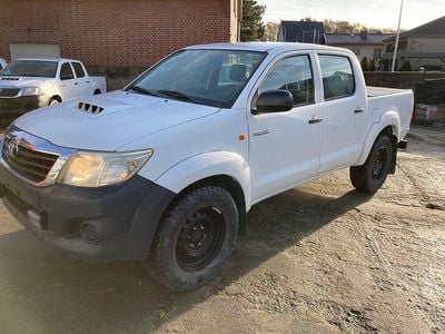 Schneeweiss Gebraucht 2016 Toyota HiLux Abholung | 16.898 € (Fairer Preis)
