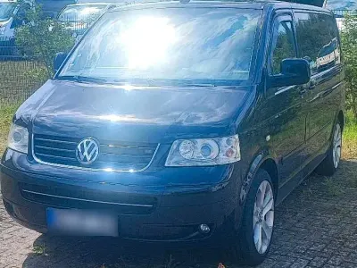 Gebraucht VW Multivan 174 PS (127 kW) 2004 Schwarz Van / Kleinbus