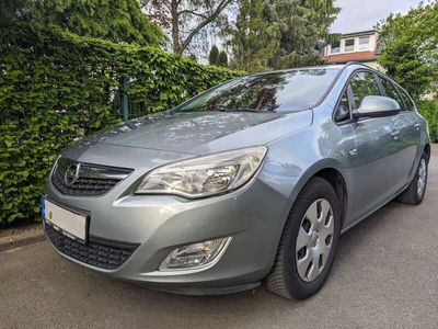 gebraucht Opel Astra Astra1.7 CDTI DPF Sports Tourer Design Edition