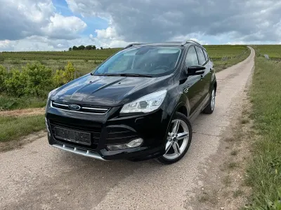 Gebraucht Ford Kuga 140 PS (102 kW) 2016 Schwarz SUV