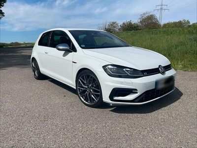 Second-hand VW Golf R 310 CP (228 kW) 2017 Alb Coupe