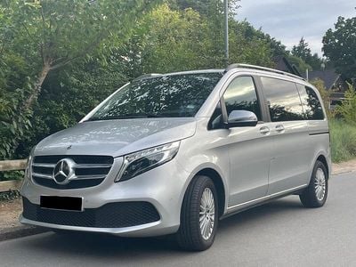 Usata Mercedes V220 163 CV (119 kW) 2019 Argento Monovolume