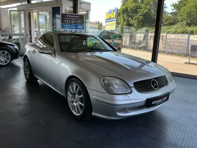 Gebraucht Mercedes SLK320 218 PS (160 kW) 2000 Silber Cabrio